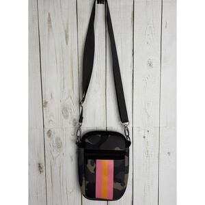 Parker and‎ Hyde Neoprene Camo Crossbody Bag Green Black